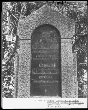 Grabstein von Julius Wachenheimer (gestorben 1915.12.15) und Regina Wachenheimer (gestorben 1933.01.04)