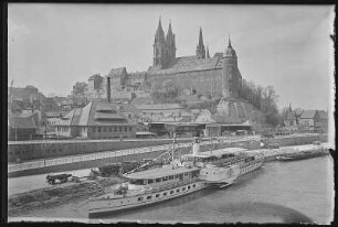 Meißen. Albrechtsburg und Dom - Dampfer Dresden