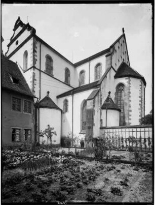 Gengenbach Benediktinerkloster Katholische Sankt Marien Kirche Außenansicht Chor und Querhaus von Südosten