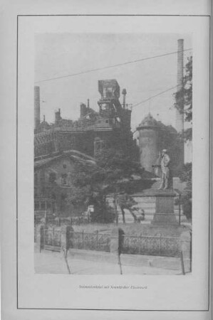 Stummdenkmal mit Neunkircher Eisenwerk