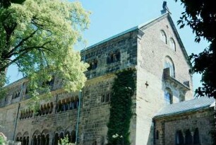 Palas im zweiten Innenhof und Ritterbad