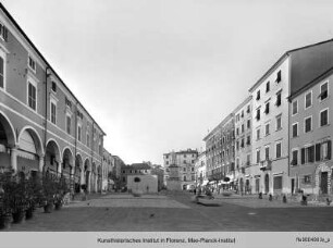 Piazza Alberica, Carrara