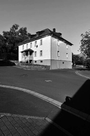 Ev. Pfarrhaus (Wohnhaus); Ulrichstein, Herrngartenstraße 9