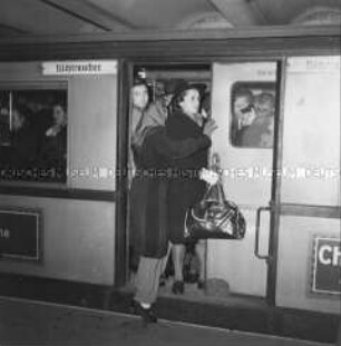 Gedränge in der Berliner U-Bahn