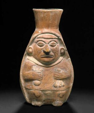 Stehende anthropomorphe Figur