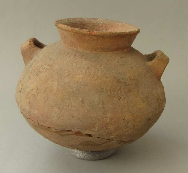 Clay vessel