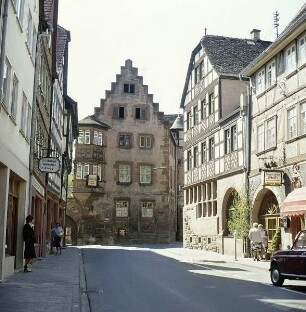 Büdingen. Steinernes Haus. Eckerker von Osten