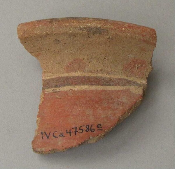 Clay shard of a vessel