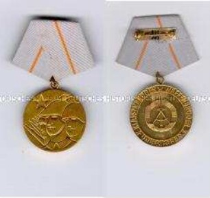 Medaille der Waffenbrüderschaft in Gold, Musterexemplar