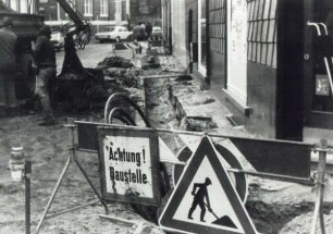 Friedrichstraße, Erdarbeiten für die Erneuerung der. Versorgungsleitungen. Detmold. Sammlung Starke