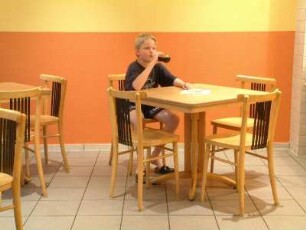 Junge mit Softdrink
