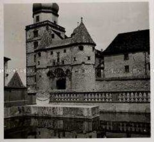 Würzburg, Festung Marienberg, Scherenbergtor mit Kiliansturm, davor Rossschwemme
