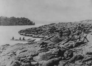 Lake Kivu : Das durch Lavaströme geformte Ufer des Lake Kivu