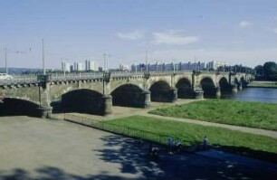 Albertbrücke ü. d. Elbe in Dresden