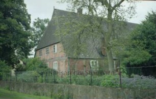 Alte Schulstraße 9: Fachhallenhaus: Giebelseite Wohntrakt