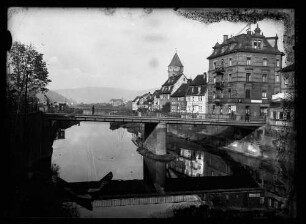 Blick auf neue Tauberbrücke tauberabwärts mit altem Kran
