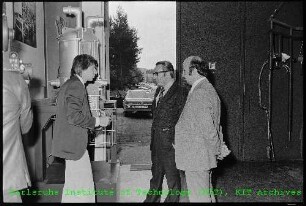 Besuch einer iranischen Delegation am Kernforschungszentrum Karlsruhe (KfK)