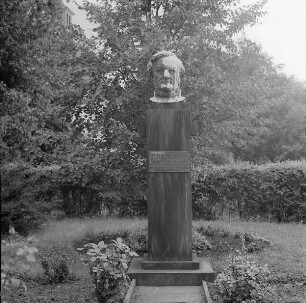 Richard-Wagner-Stele