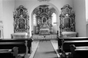 Herbolzheim: Wallfahrtskirche Maria Sand; Innenansicht mit Altar