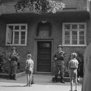 Gedenkfeier zum 80. Geburtstag von Georgi Dimitroff in Berlin - Adlershof.
