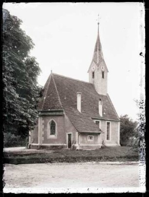 Kirche von Nordosten