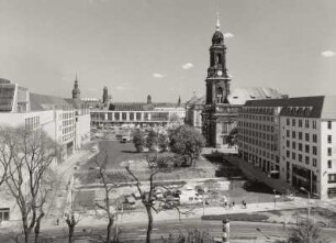 Kreuzkirche : Blick vom Kaufhaus Wöhrl über den Altmarkt mit Kreuzkirche