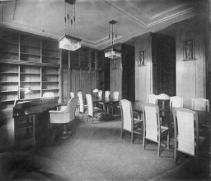 Ausstellungsgebäude für angewandte Kunst — Bibliothek mit Lesesaal