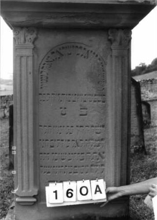 Grabstein 160A