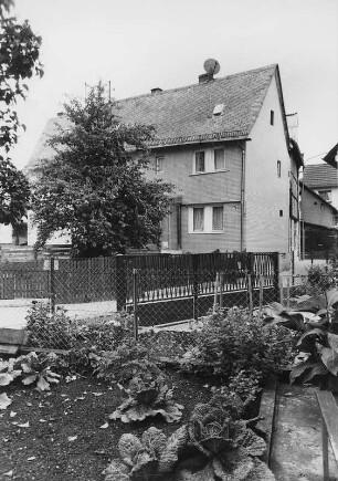 Weilmünster, Bornbachstraße 30, Bornbachstraße 32
