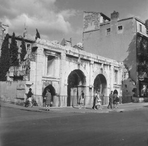 Porte d'Arles
