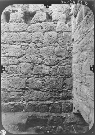 Klosterruine, Kaiserhaus Nord-Wand