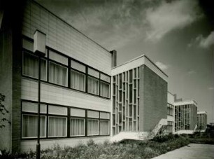 Volksschule Heusenstamm, 1966