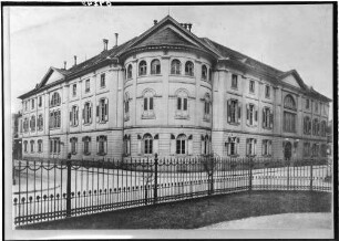 Karlsruhe Ständehaus - Ritterstraße Außenansicht - Ecksalit von Südosten