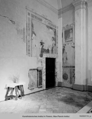 Thronende Madonna mit Kind und Heiligen