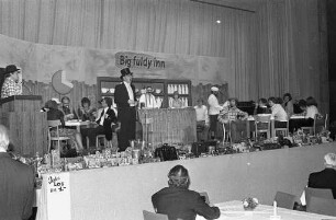 Männerchor Karlsruhe Liederkranz-Liederhalle-Concordia. 129. Fulder Weihnachtsstall im Josef-Keilberth-Saal im Wohnstift am Erlenweg