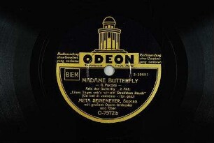 Madame Butterfly : Arie der Butterfly; 2. Akt: "Eines Tages seh'n wir ein Streifchen Rauch" (Un bel di vedremo) / G. Puccini
