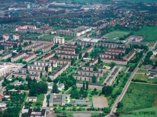 Riesa-Weida. Stadtteilansicht zwischen Alter Pfarrweg, Schweriner Straße und Neuweida. Luftbild-Schrägaufnahme von Südwest