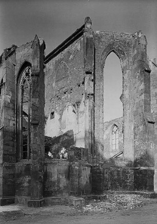 Dresden, Ruine der Sophienkirche, Teilansicht von Südosten