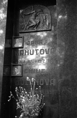 Ostrava : In Ostrava, Friedhof an der 28. rijná (inzwischen zum Park geschleift)
