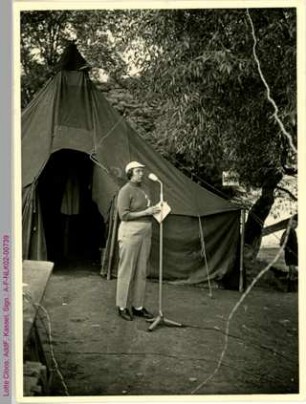 Lotte Cloos bei der Kasseler Ruder-Regatta, 1952
