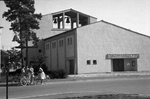 Traunreut: evangelische Kirche