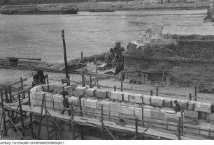 Dresden, Brücke der Einheit (Albertbrücke), Wiederaufbau, 1945