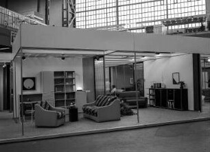 Ausstellungsfläche des VEB Thüringer Möbelkombinat Suhl
