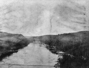 Flusslauf : Ein Flusslauf in einer amerikanischen Landschaft