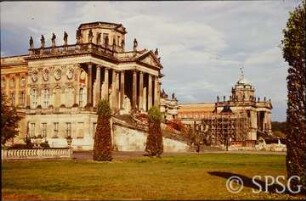 Potsdam, Park Sanssouci, Umgebung Neues Palais, Communs.