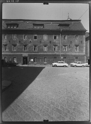 Meißen-Altstadt, Schloßberg 9. Wohnhaus (18. Jh.) Straßenfront (Teilansicht)