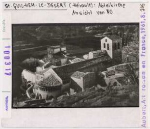 Saint-Guilhem-le-Désert: Abteikirche von Nordosten