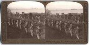 Aufmarsch südafrikanischer Soldaten bei der Beisetzung von Sir George Farrar