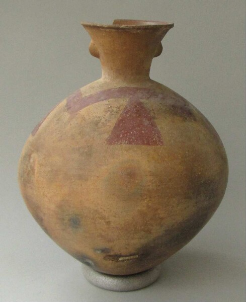 Clay vessel