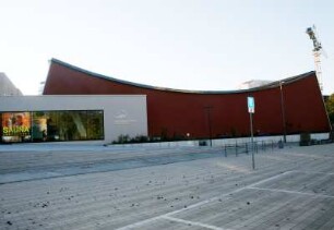Dresden: Schwimmhalle Freiberger Straße